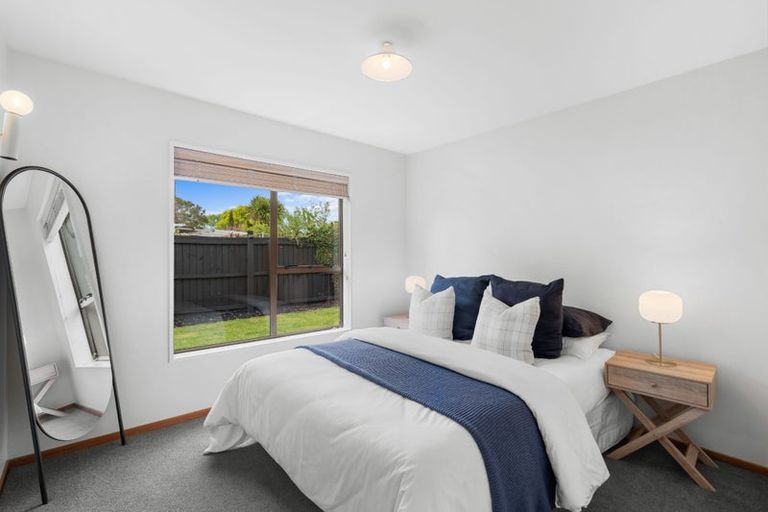 Photo of property in 6 Westgrove Avenue, Avonhead, Christchurch, 8042