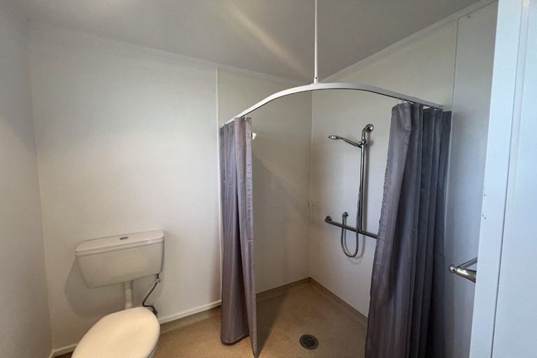 Photo of property in 1/7 Lillian Place, Orewa, 0931