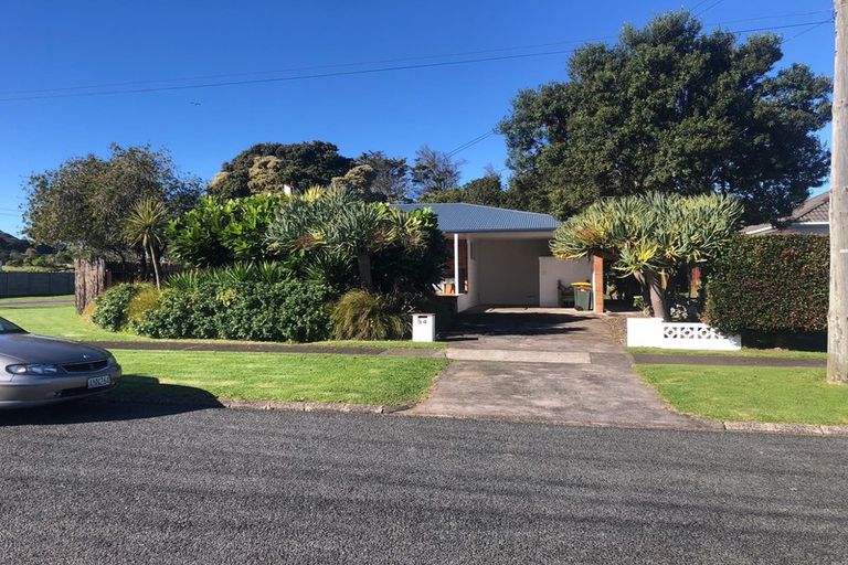 Photo of property in 54 Wellesley Road, Mangere Bridge, Auckland, 2022