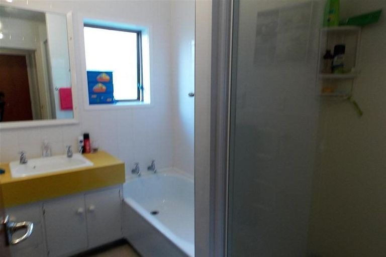 Photo of property in 3/12 Wood Street, Papakura, 2110