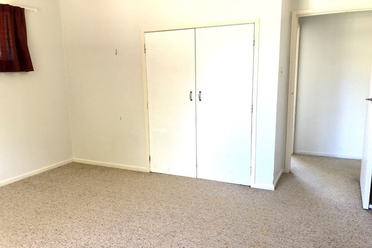 Photo of property in 8 Ervine Place, Bucklands Beach, Auckland, 2014