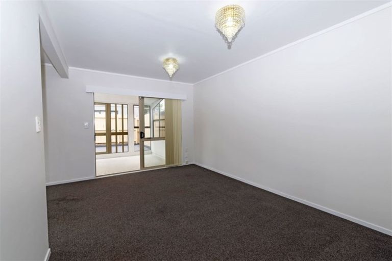 Photo of property in 65 Pooks Road, Ranui, Auckland, 0612