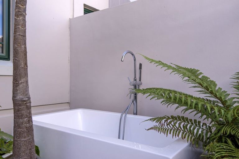 Photo of property in 7/9 Burgess Street, Sumner, Christchurch, 8081