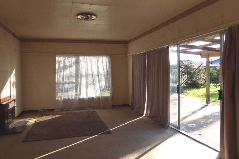Photo of property in 19 Graham Street, Te Kopuru, 0391