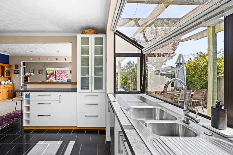 Photo of property in 11b Ranmore Lane, Havelock North, 4130