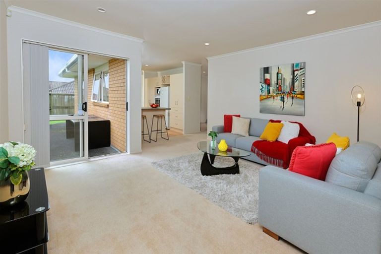 Photo of property in 3 Somerton Rise, Henderson, Auckland, 0612