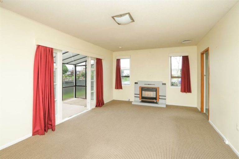 Photo of property in 6 Cedar Place, Hillcrest, Hamilton, 3216