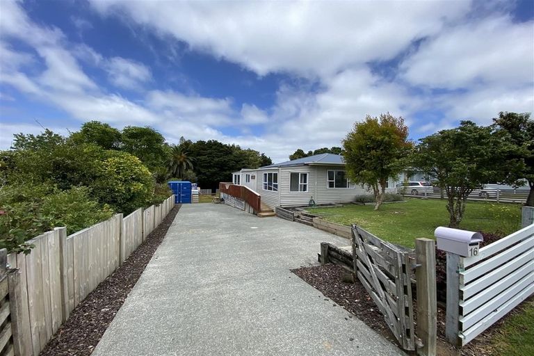 Photo of property in 16 Batten Street, Wellsford, 0900