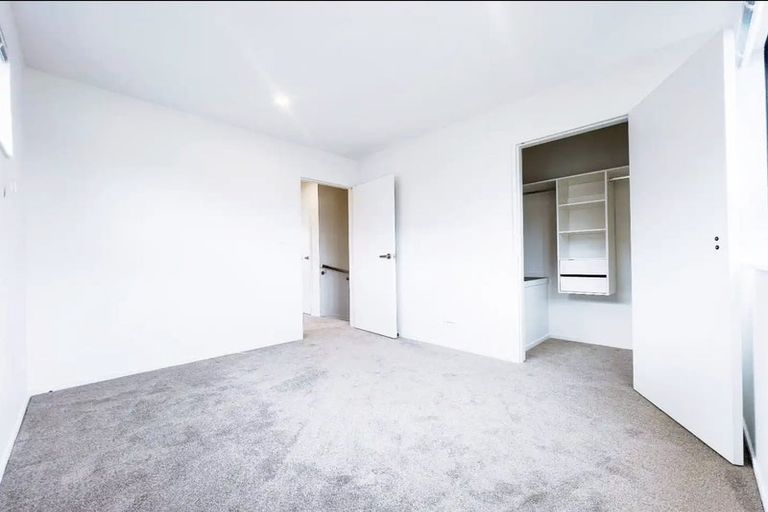 Photo of property in 6/8 Arney Road, Ranui, Auckland, 0612