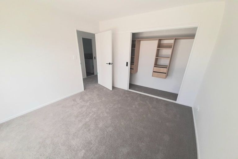 Photo of property in 105 Waekahu Road, Westgate, Auckland, 0814