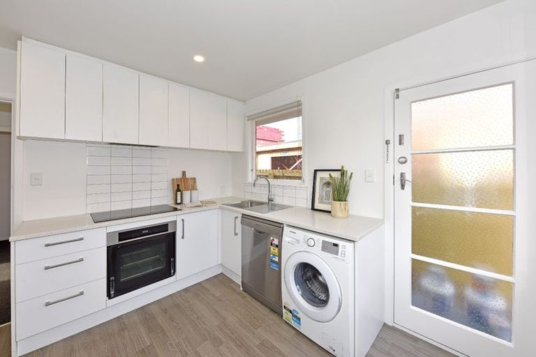 Photo of property in 1/98 Mathesons Road, Phillipstown, Christchurch, 8011