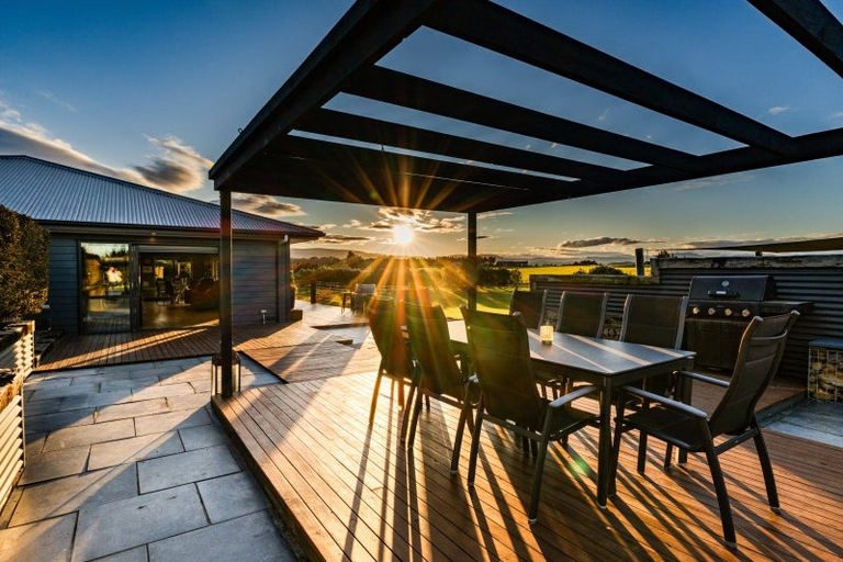 Photo of property in 662 Aorangi Road, Maraekakaho, Hastings, 4171