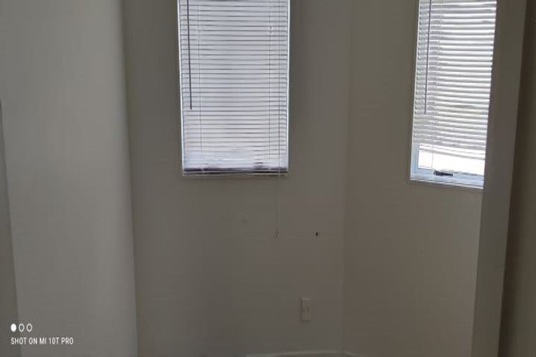 Photo of property in 12 Dolphin Street, Pakuranga, Auckland, 2010