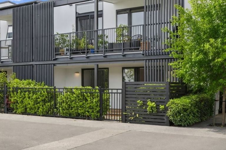 Photo of property in 4/142 Leinster Road, Merivale, Christchurch, 8014