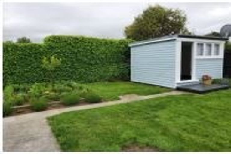 Photo of property in 129 Kerrs Road, Avonside, Christchurch, 8061