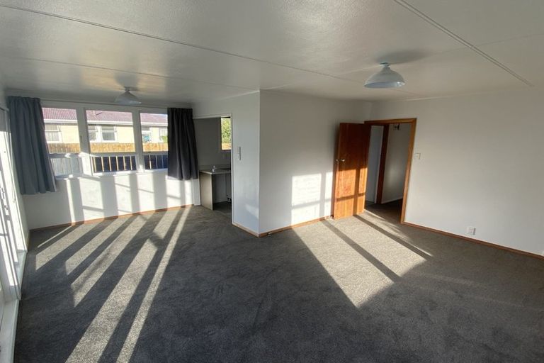 Photo of property in 25 Yeats Crescent, Fairfield, Hamilton, 3214