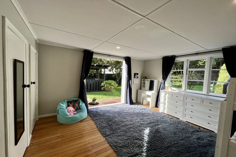 Photo of property in 14 Cecil Road, Tawa, Wellington, 5028