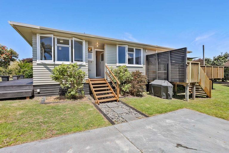 Photo of property in 10 Norfolk Drive, Mangawhai Heads, Mangawhai, 0505