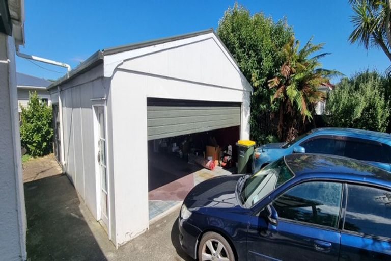 Photo of property in 31 Railway Street West, Papakura, 2110