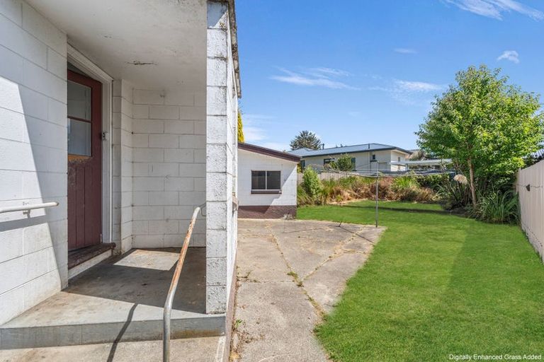 Photo of property in 11 Railway Esplanade, East Gore, Gore, 9710