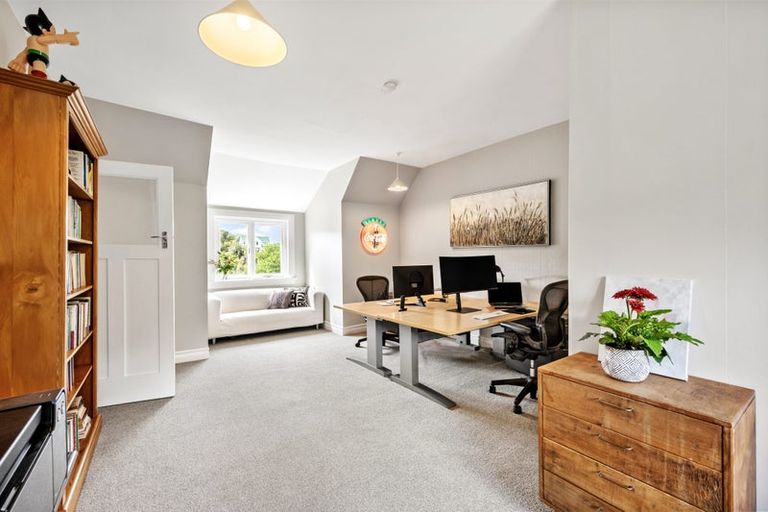 Photo of property in 11 Oban Street, Wadestown, Wellington, 6012