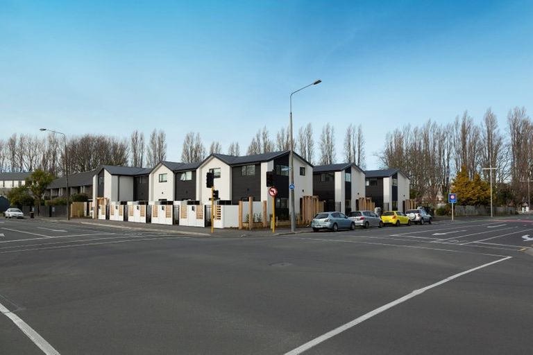 Photo of property in 2/158 Kilmore Street, Christchurch Central, Christchurch, 8013