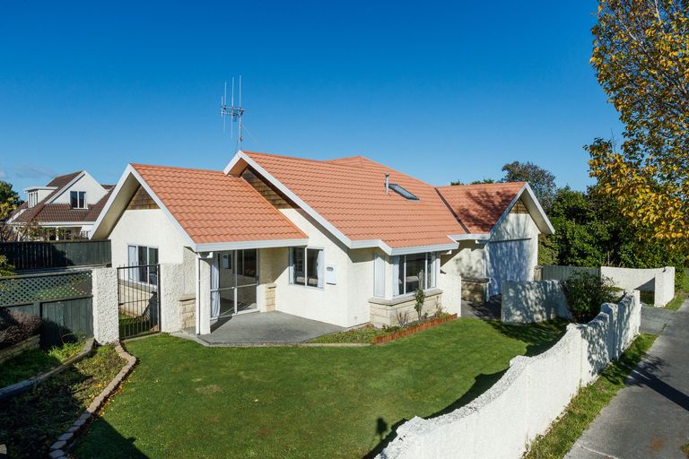 Photo of property in 4 Airport Drive, Milson, Palmerston North, 4414