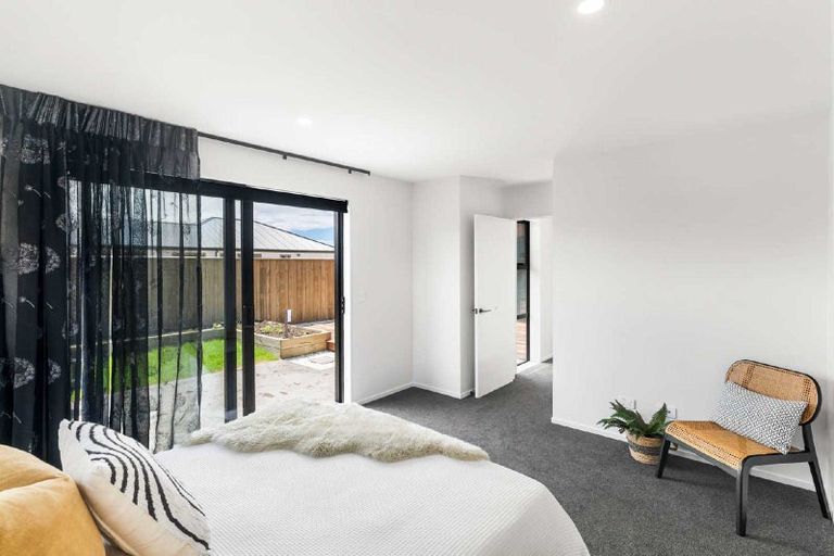 Photo of property in 3 Higgins Street, Woodend, 7610