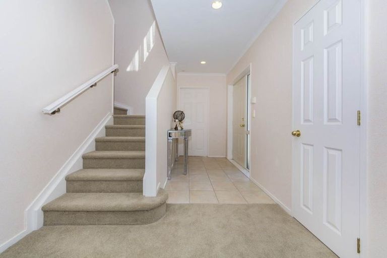 Photo of property in 54b Santa Ana Drive, Dannemora, Auckland, 2016