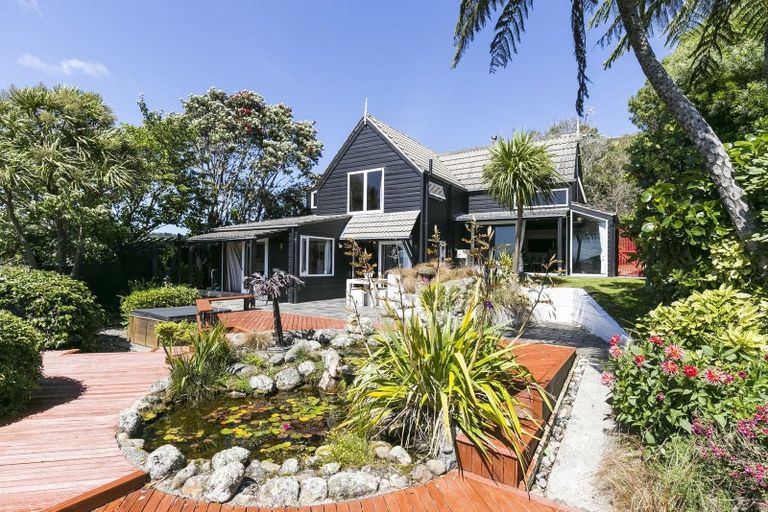 Photo of property in 12 Downing Street, Crofton Downs, Wellington, 6035