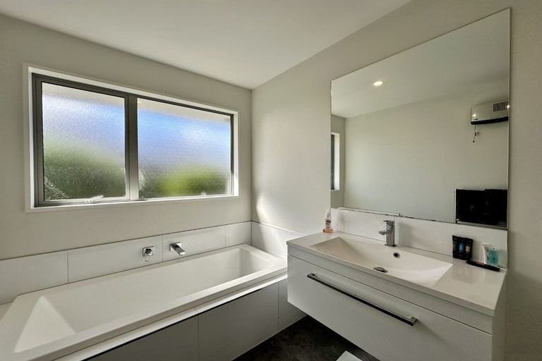 Photo of property in 25 Whiteoak Grove, Tinwald, Ashburton, 7700