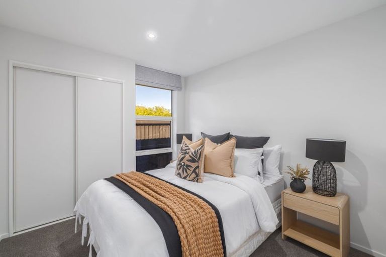 Photo of property in 157 Yaldhurst Road, Sockburn, Christchurch, 8042