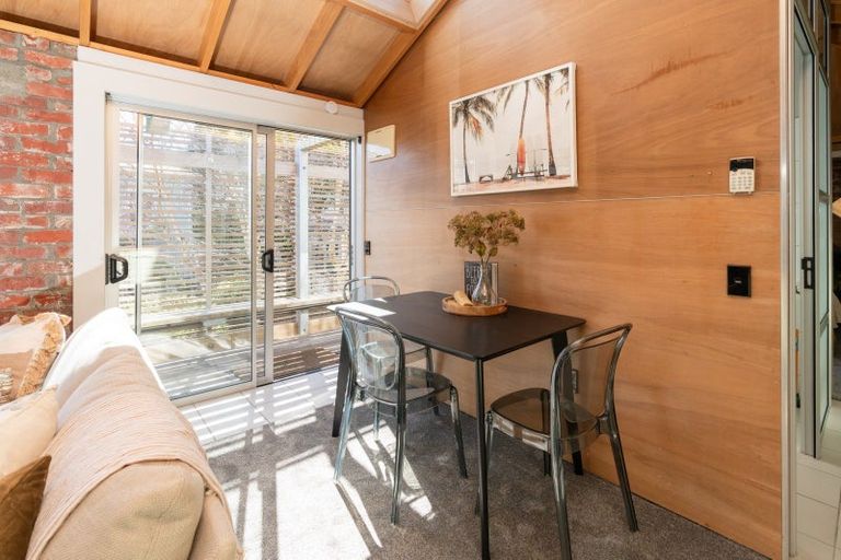 Photo of property in 1b Manley Terrace, Newtown, Wellington, 6021