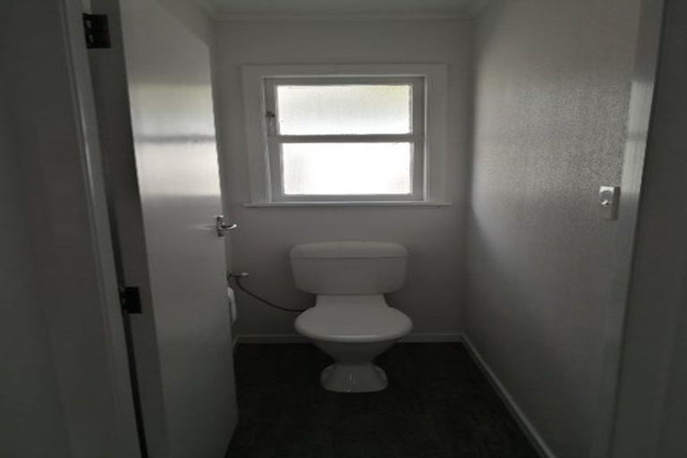 Photo of property in 7 Heretaunga Square, Silverstream, Upper Hutt, 5019