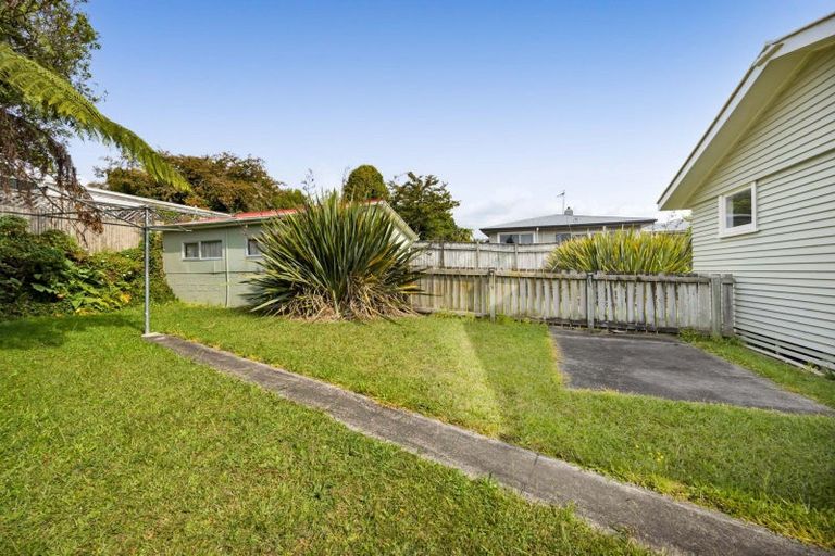 Photo of property in 19 Oranga Street, Marfell, New Plymouth, 4310