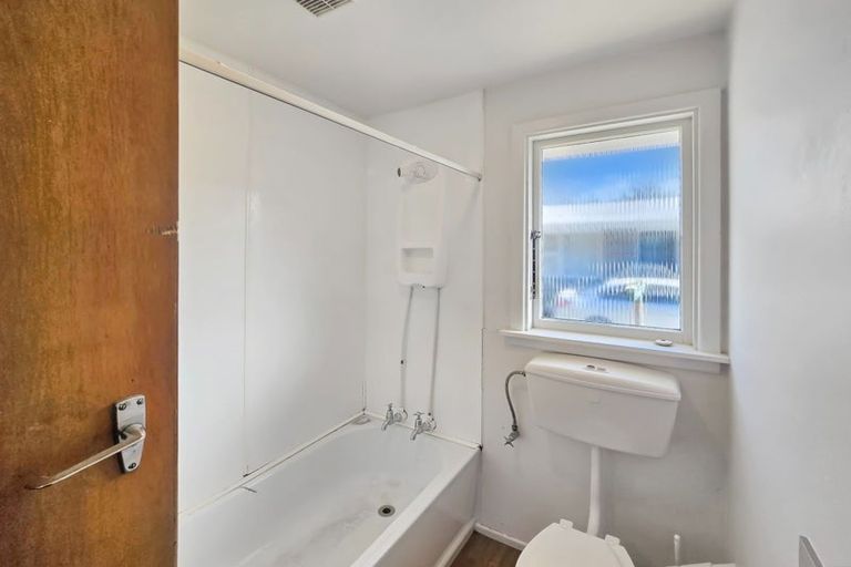 Photo of property in 82 Linwood Avenue, Linwood, Christchurch, 8011