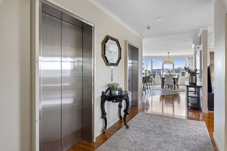Photo of property in Shangri La Apartments, 1/97 Jervois Road, Herne Bay, Auckland, 1011