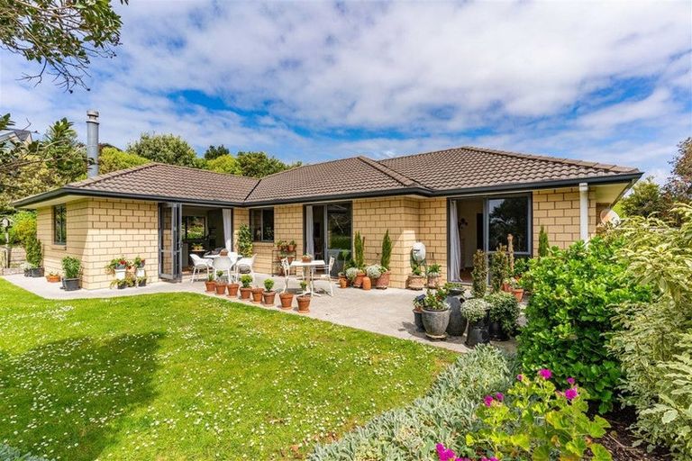 Photo of property in 3 Seascape Crescent, Waipu, 0582