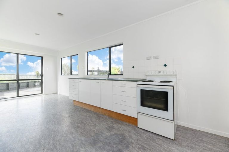 Photo of property in 276 Sturges Road, Henderson, Auckland, 0612