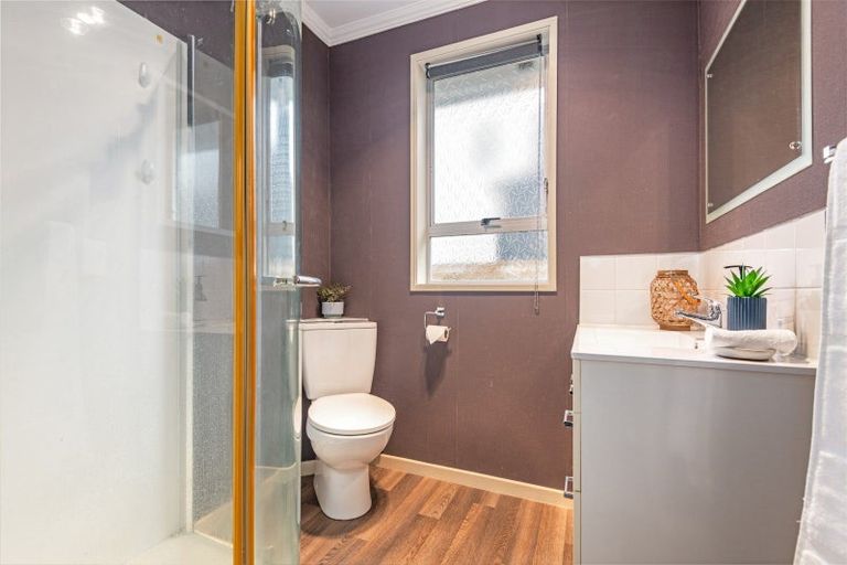 Photo of property in 12 Kiwi Court, Roslyn, Palmerston North, 4414