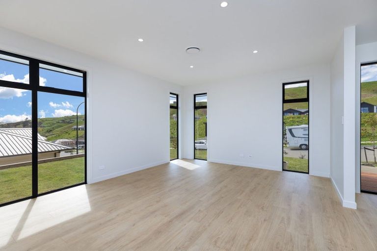 Photo of property in 86 Sunningdale Drive, Stoke, Nelson, 7011