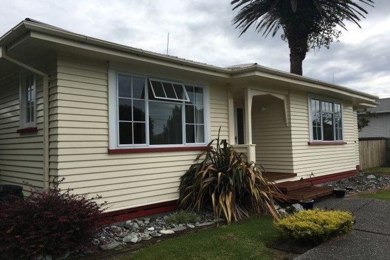 Photo of property in 38 Marlborough Street, Greymouth, 7805