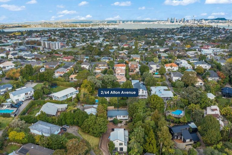 Photo of property in 2/64 Alton Avenue, Hillcrest, Auckland, 0627