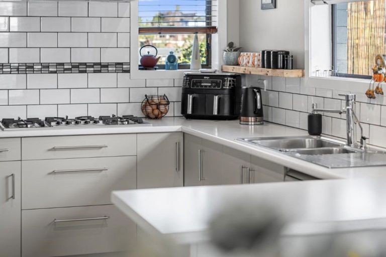 Photo of property in 19 Maple Avenue, Dinsdale, Hamilton, 3204