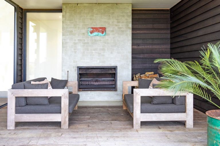 Photo of property in 79 Bishop Lane, Tawharanui Peninsula, Matakana, 0986