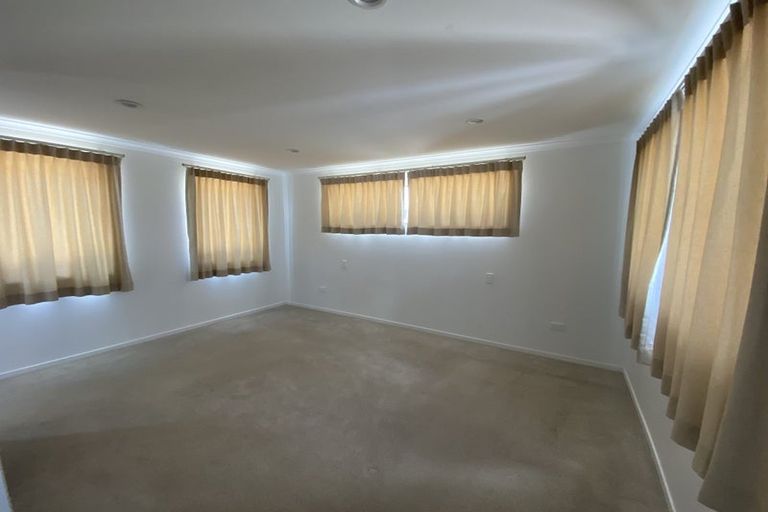 Photo of property in 38 Jandell Crescent, Bucklands Beach, Auckland, 2014