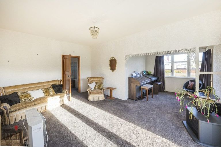 Photo of property in 25 Park Road, West End, Palmerston North, 4412