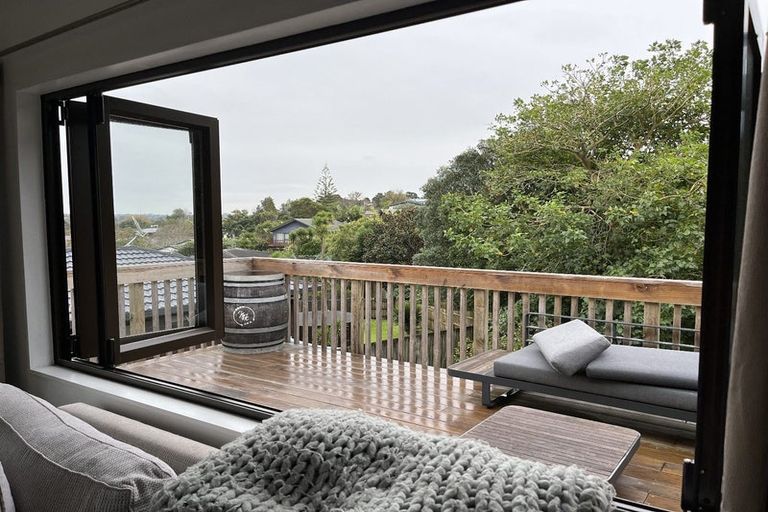 Photo of property in 77 Vipond Road, Stanmore Bay, Whangaparaoa, 0932
