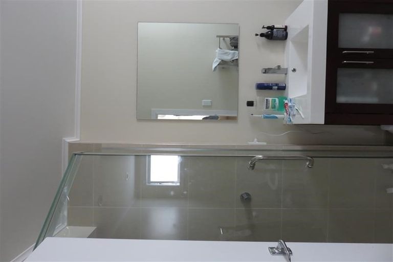 Photo of property in 1/46 Gulf View Road, Murrays Bay, Auckland, 0630