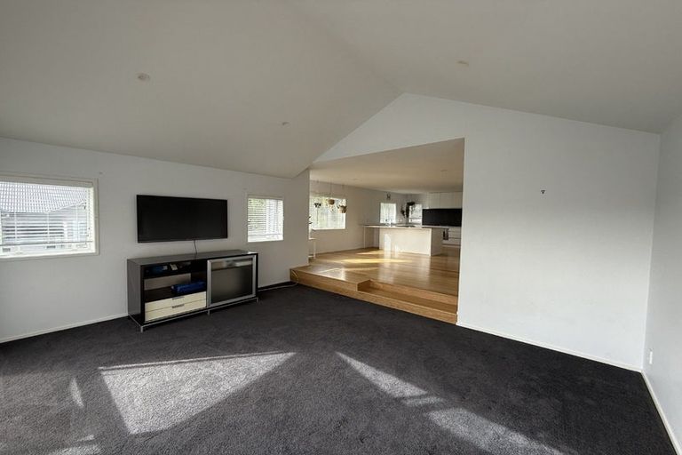 Photo of property in 54e Birkdale Road, Birkdale, Auckland, 0626